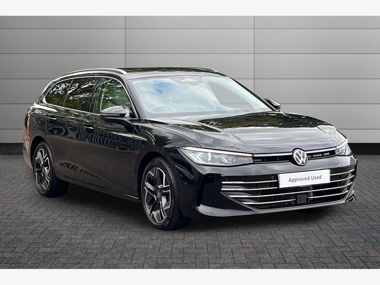Main listing image - Volkswagen Passat