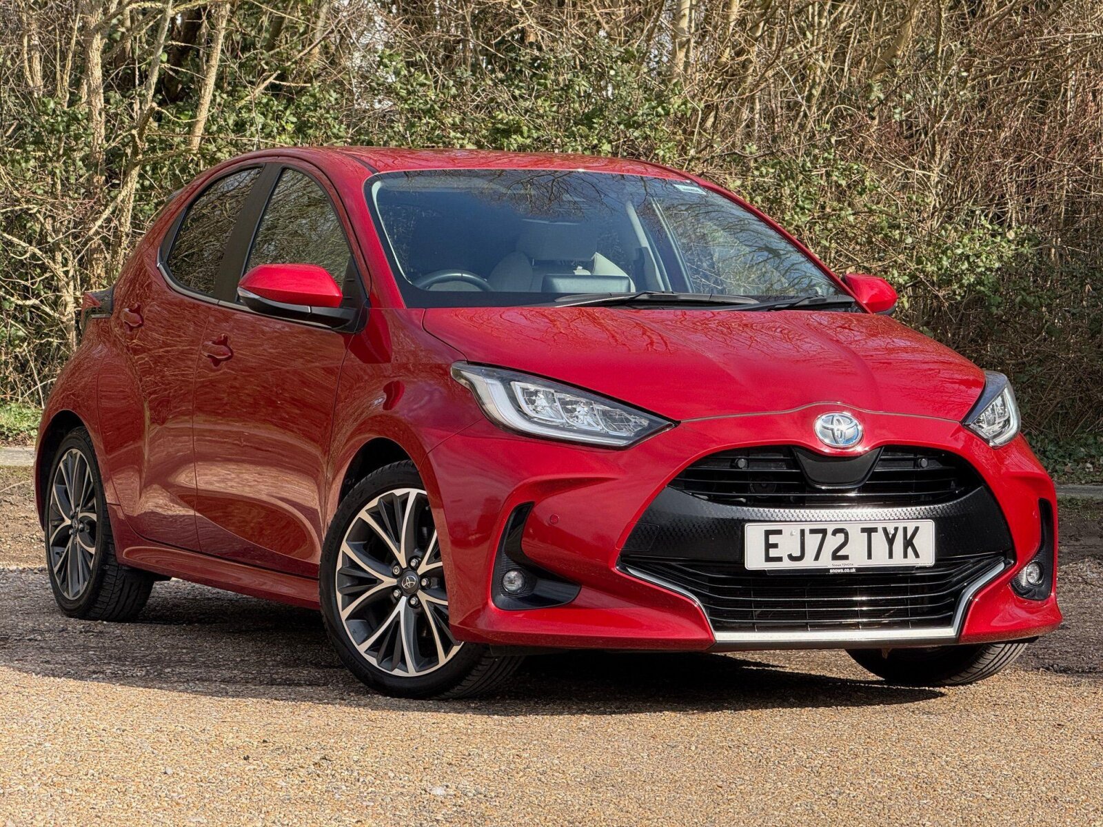 Main listing image - Toyota Yaris