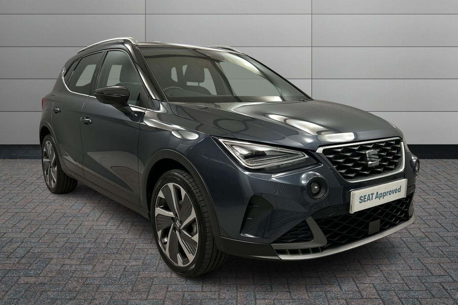 Main listing image - SEAT Arona