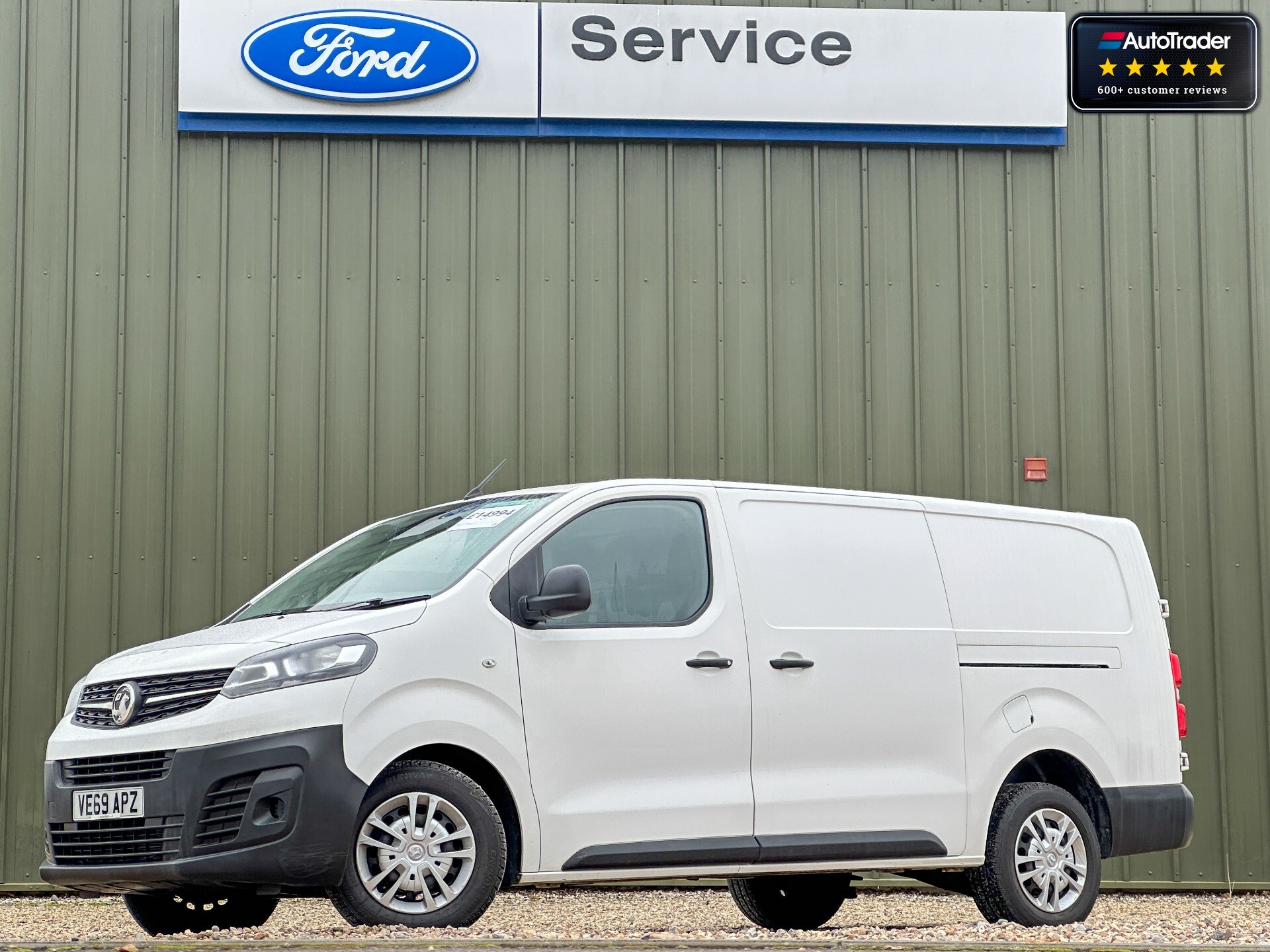 Main listing image - Vauxhall Vivaro