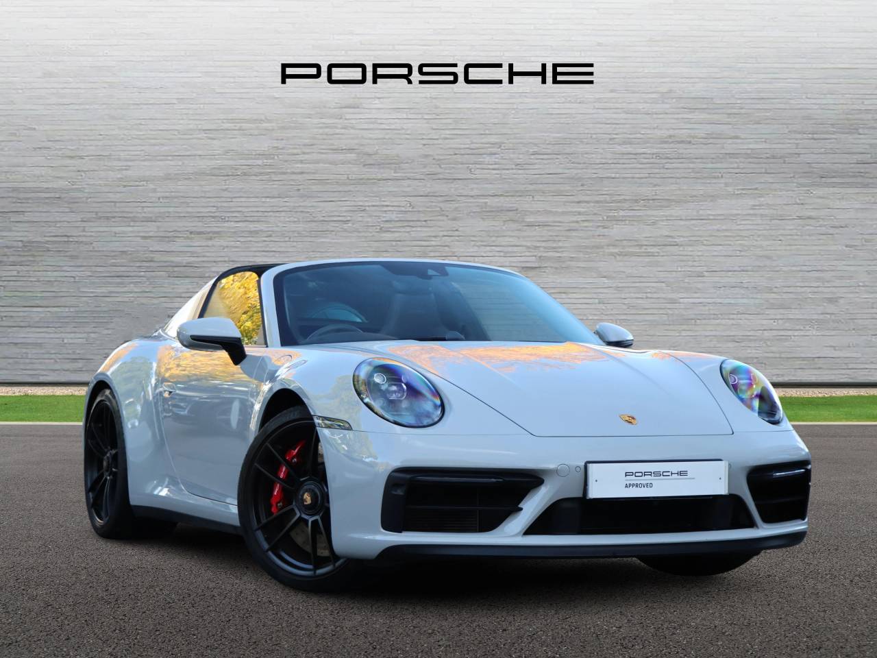 Main listing image - Porsche 911