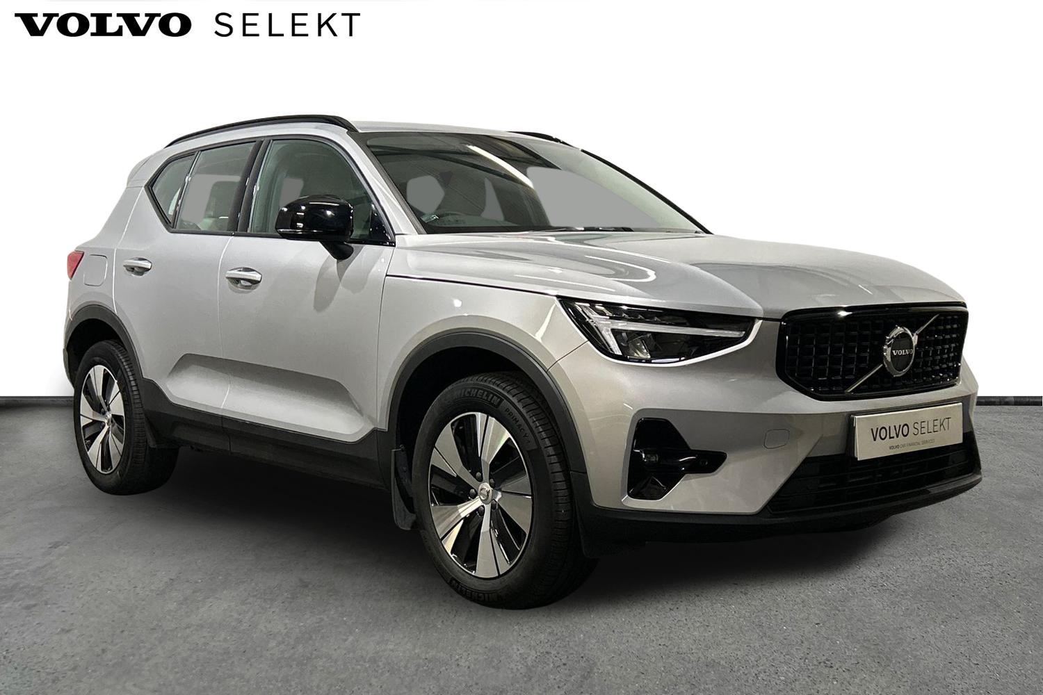 Main listing image - Volvo XC40 Recharge