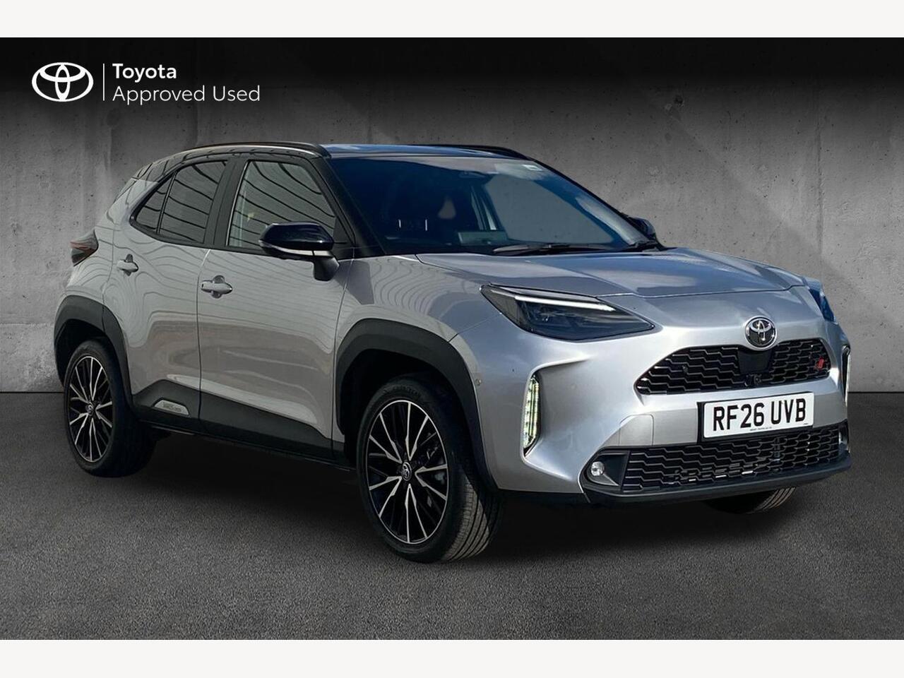 Main listing image - Toyota Yaris Cross