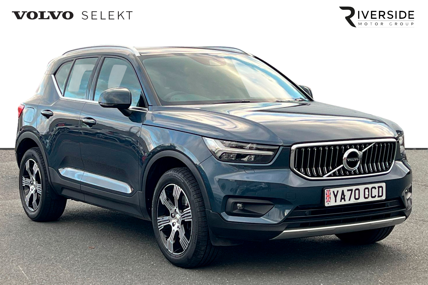 Main listing image - Volvo XC40