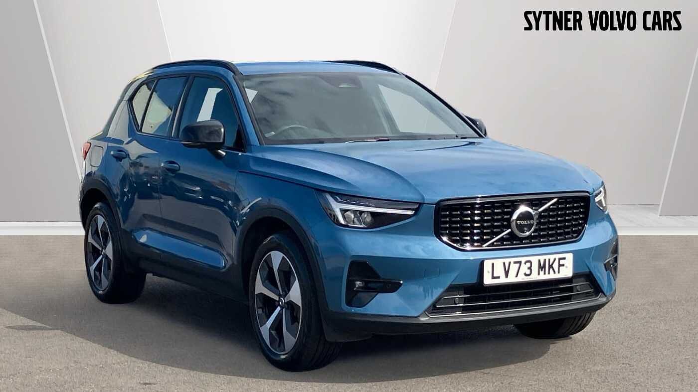 Main listing image - Volvo XC40