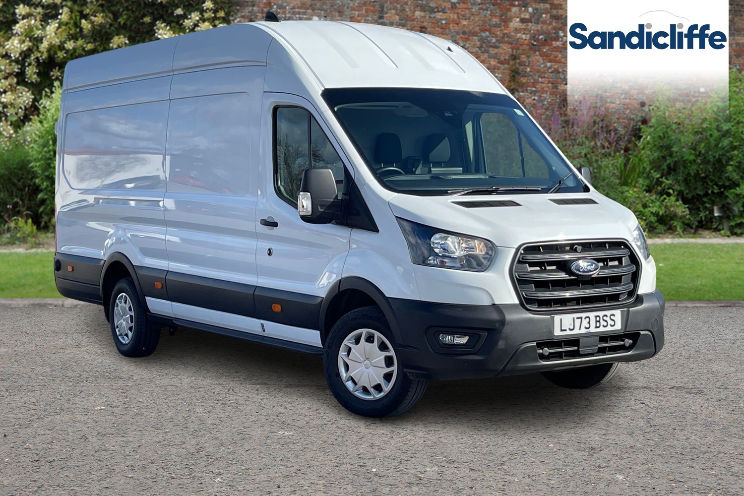 Main listing image - Ford Transit