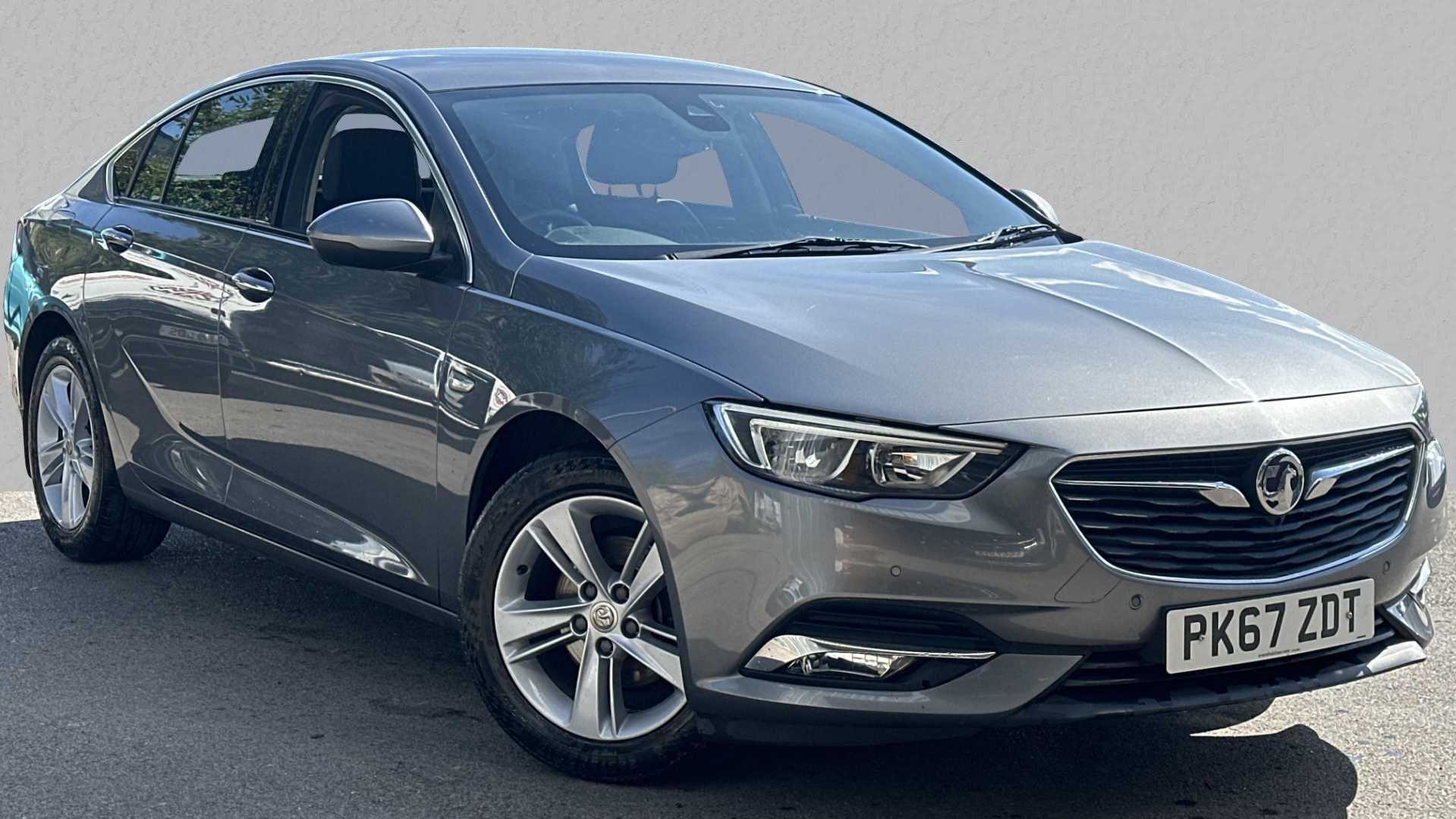 Main listing image - Vauxhall Insignia