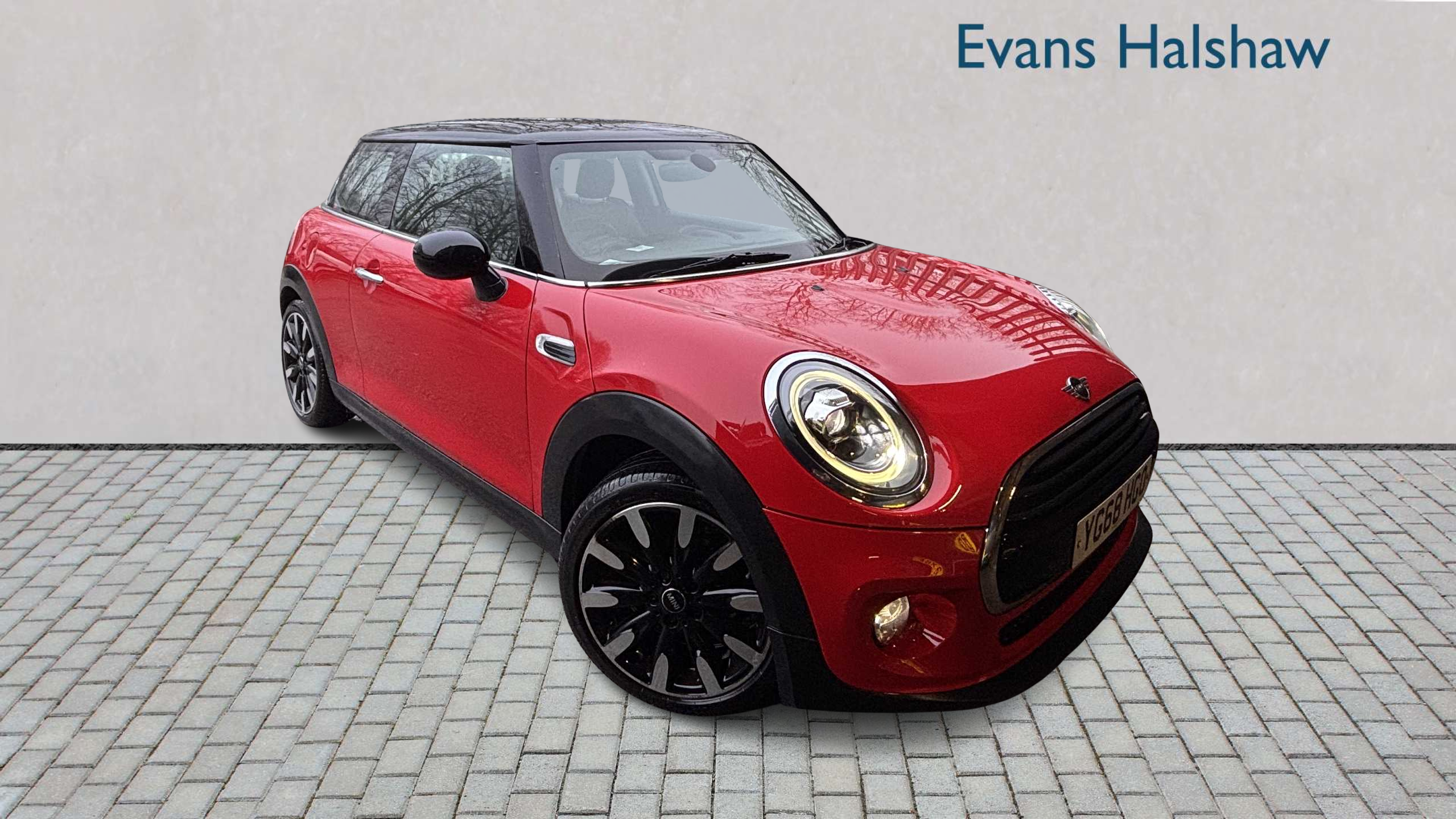 Main listing image - MINI Hatchback