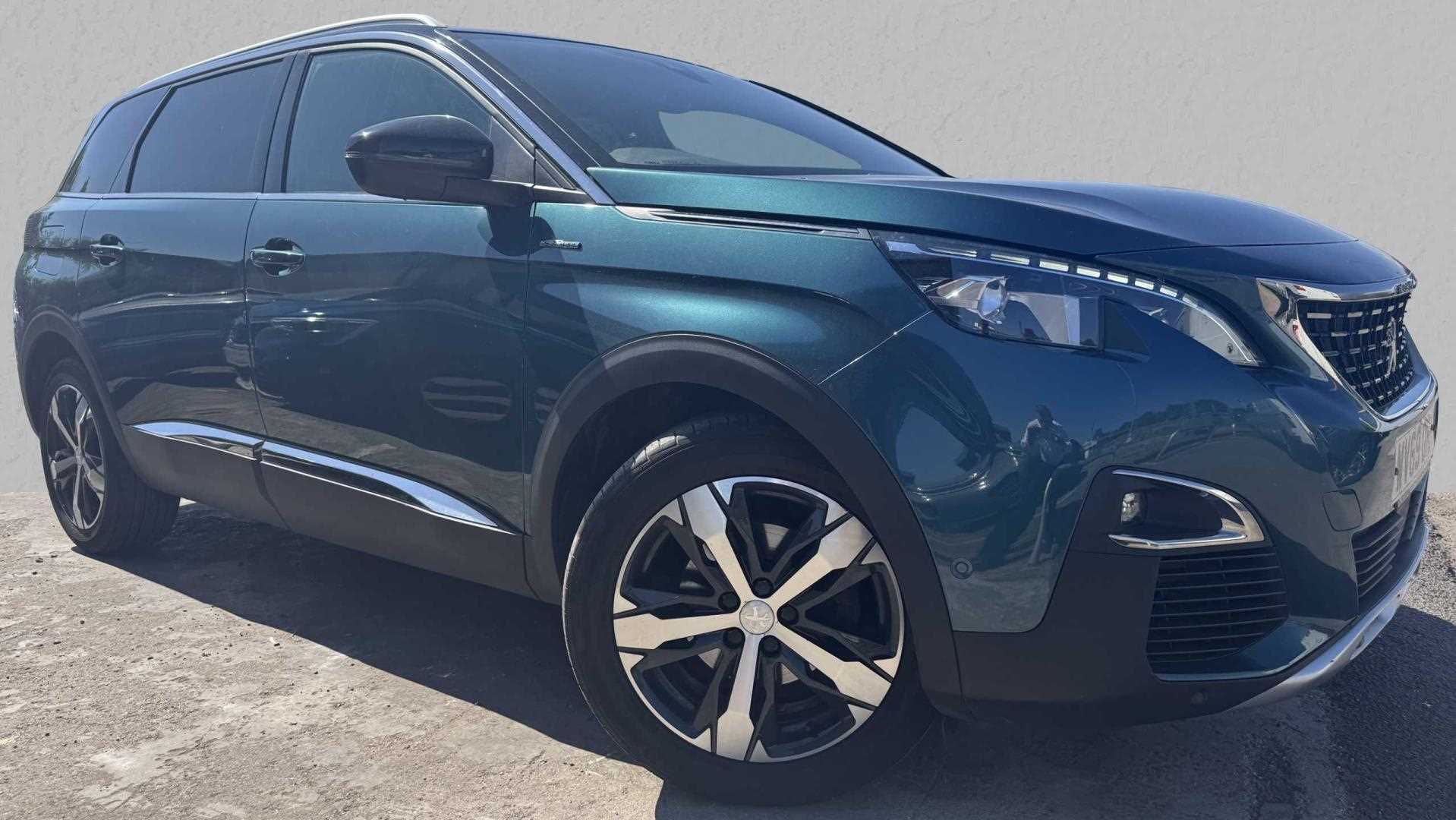 Main listing image - Peugeot 5008