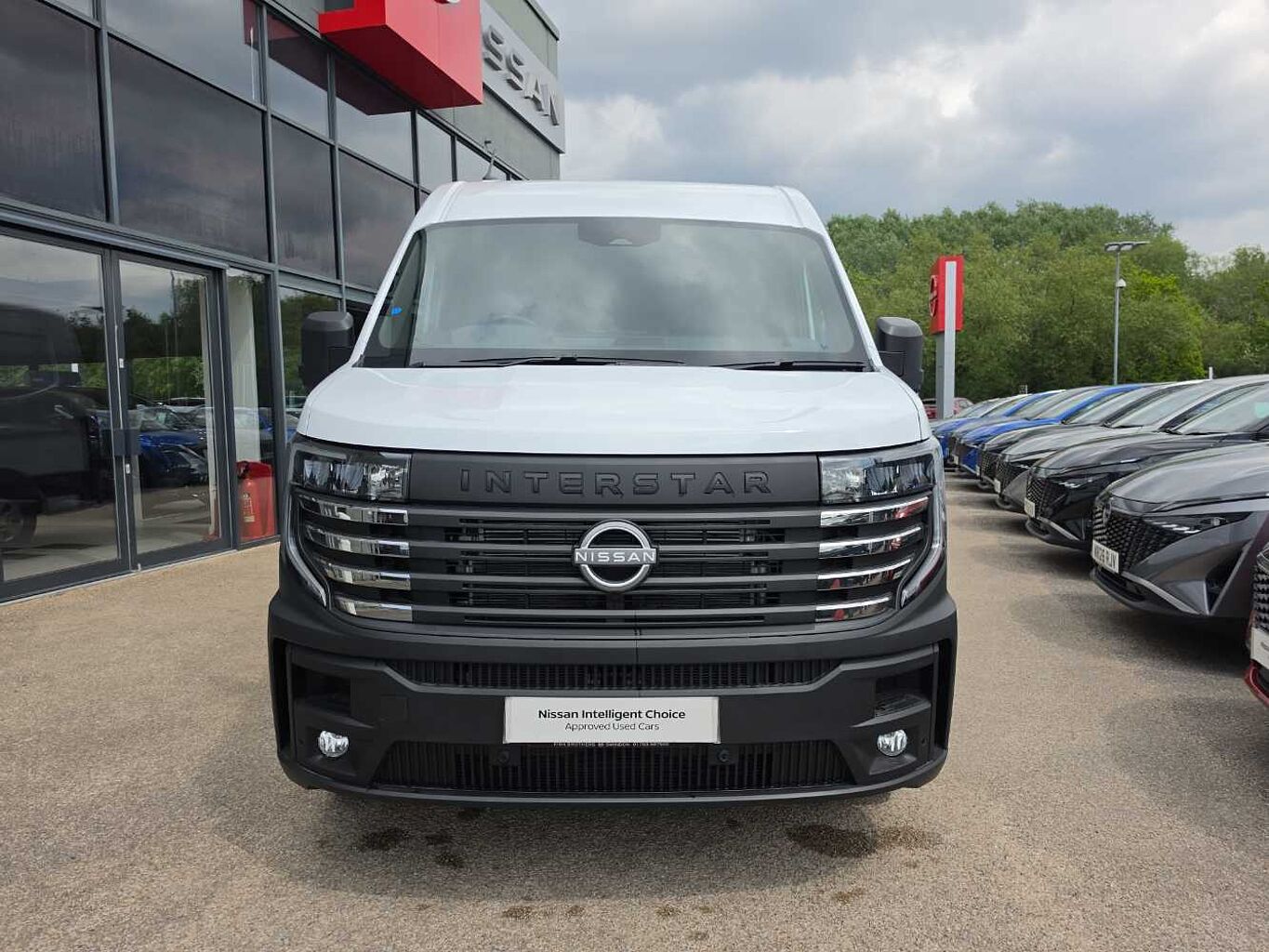 Main listing image - Nissan Interstar