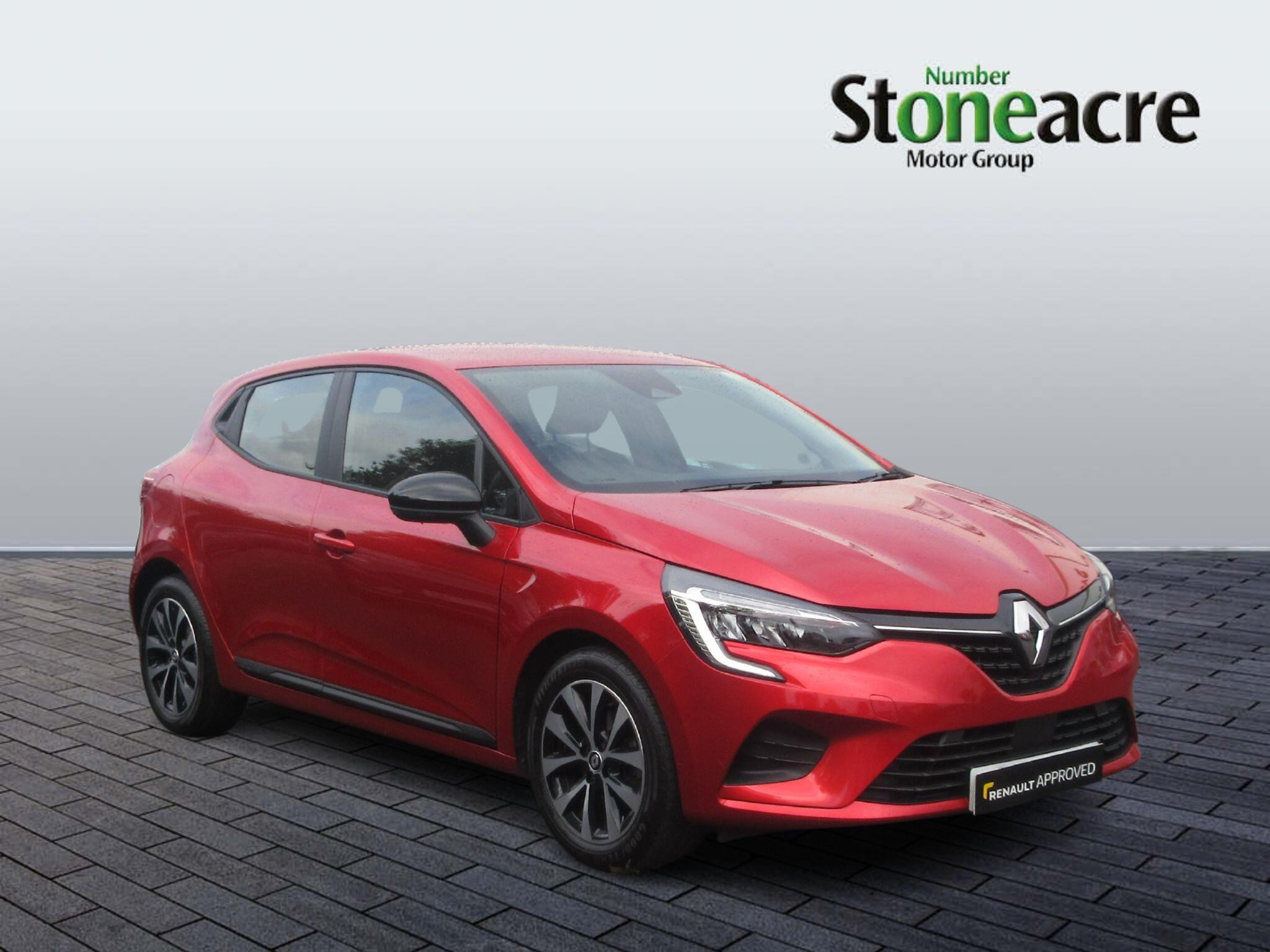 Main listing image - Renault Clio