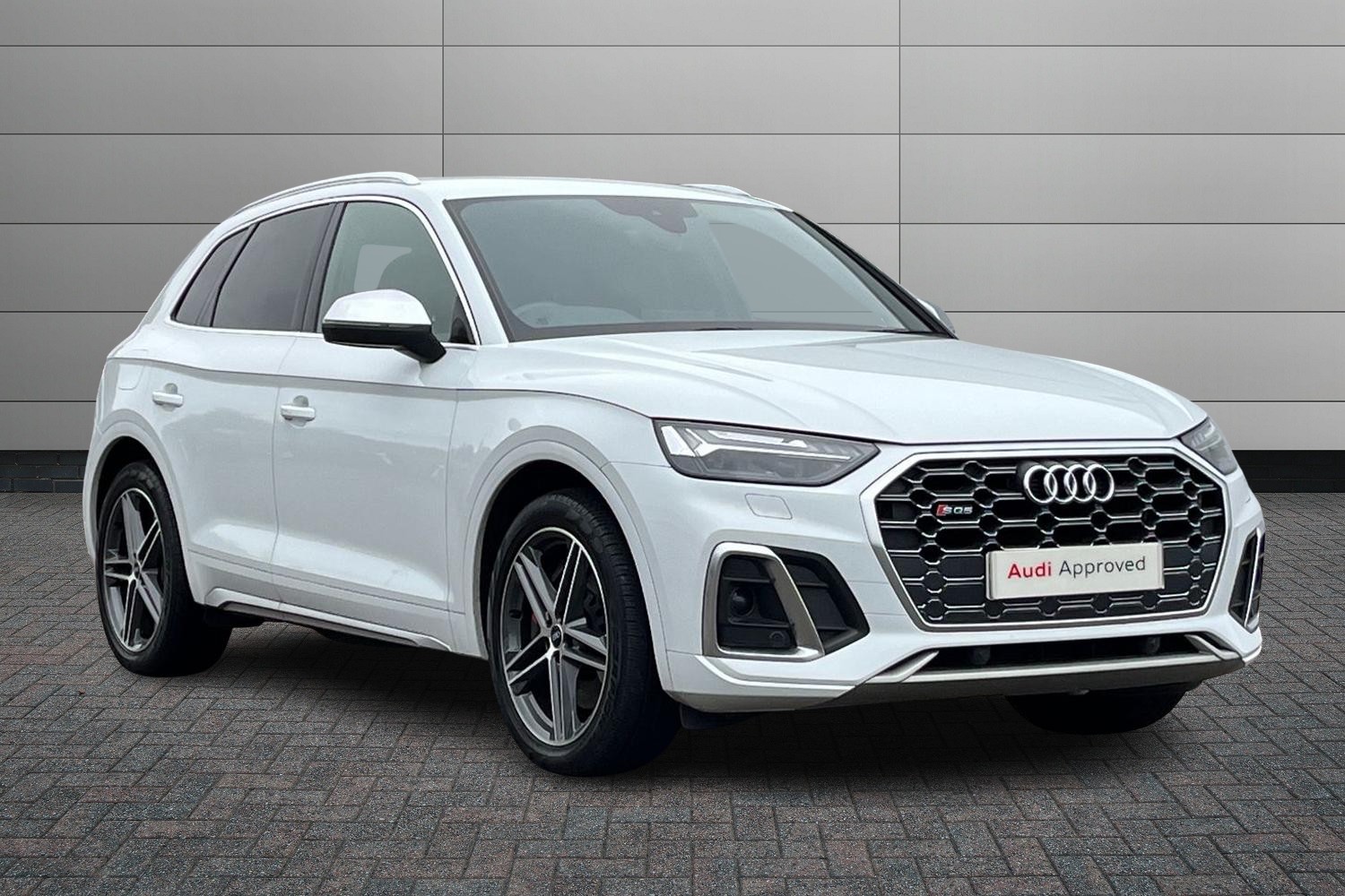 Main listing image - Audi Q5