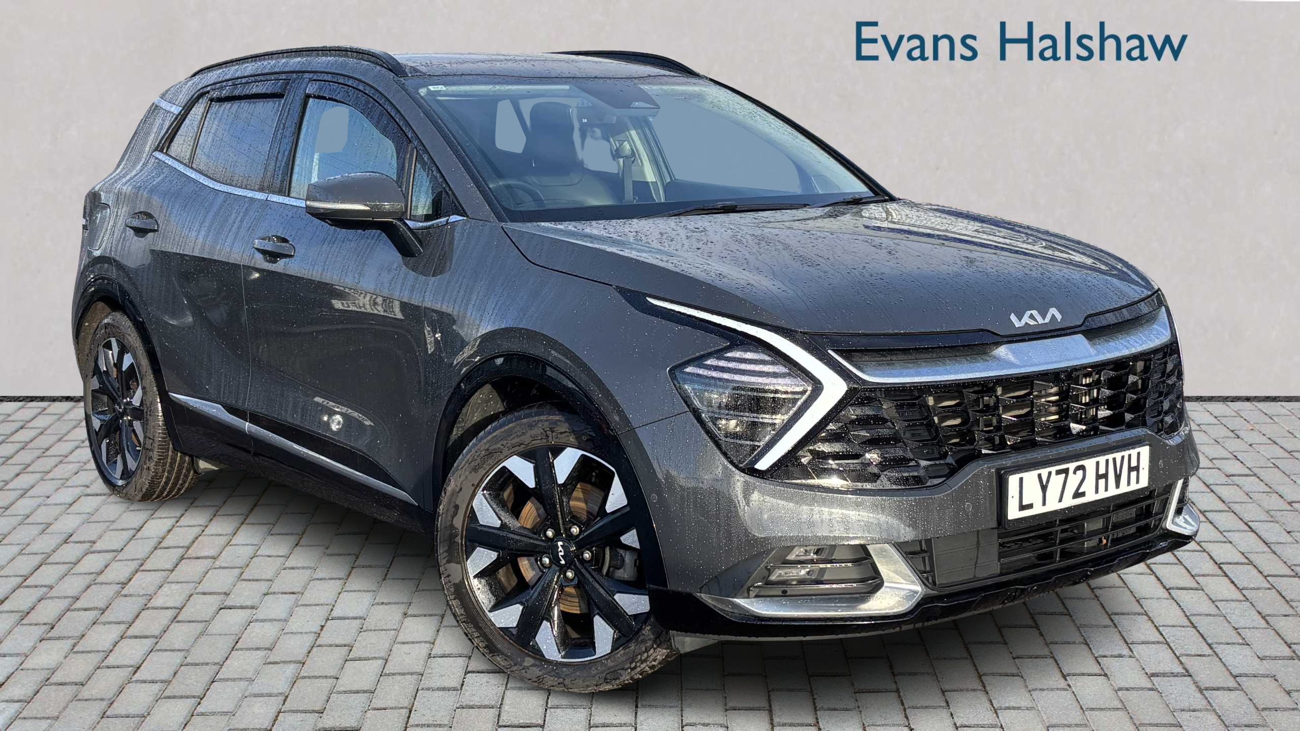 Main listing image - Kia Sportage