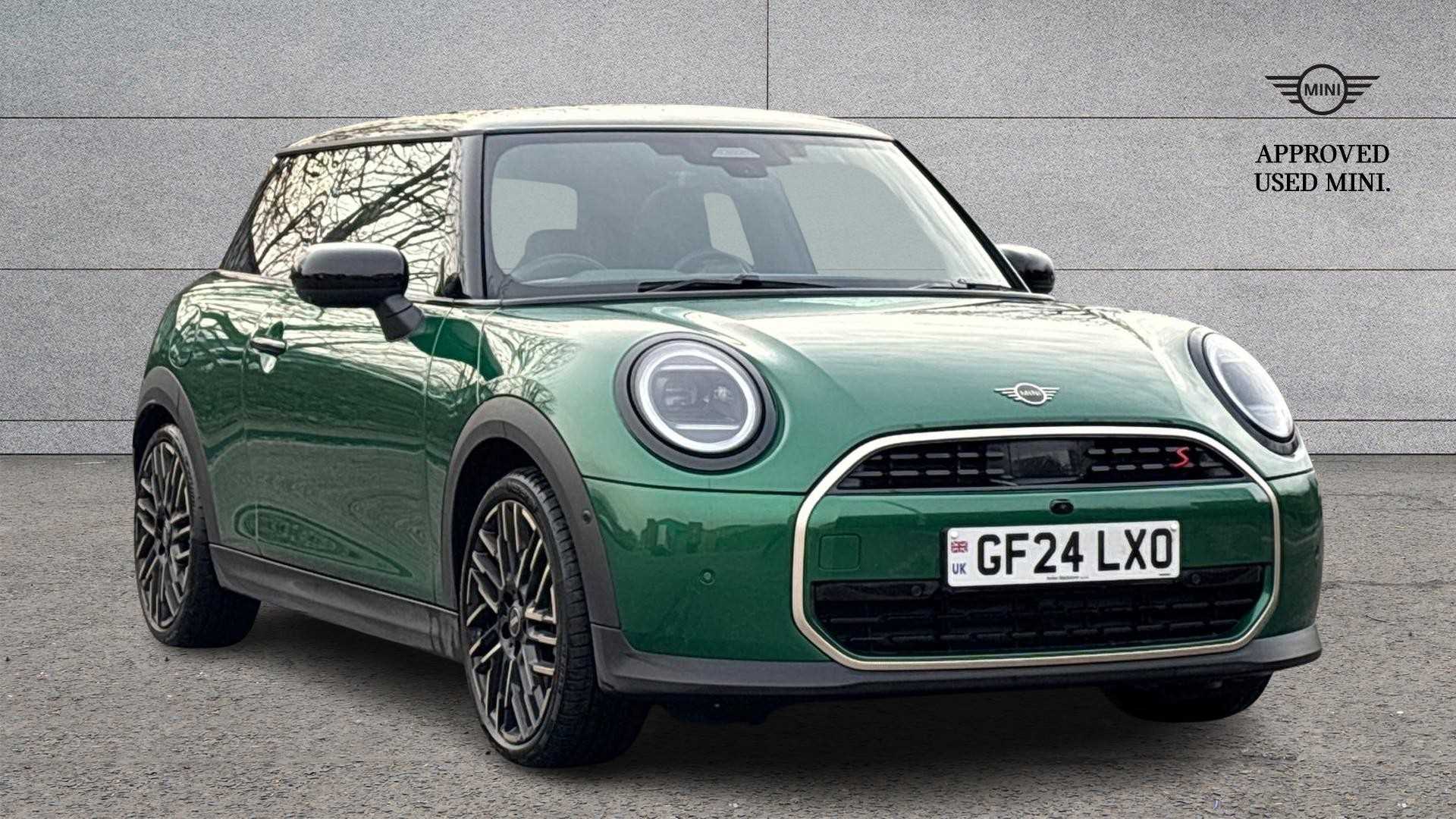 Main listing image - MINI Hatchback