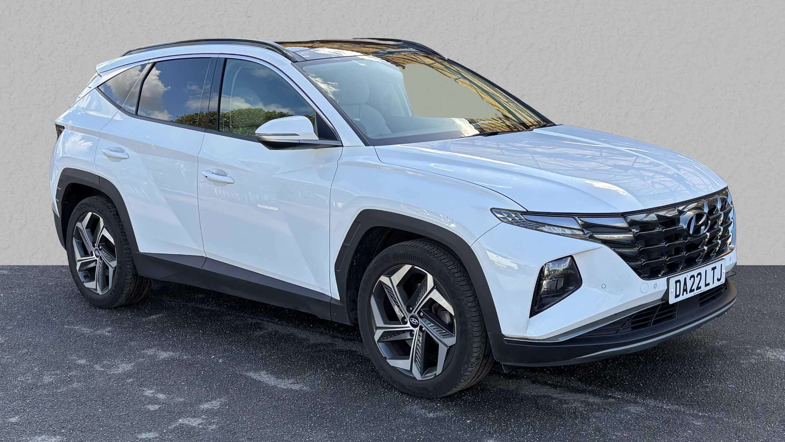 Main listing image - Hyundai Tucson