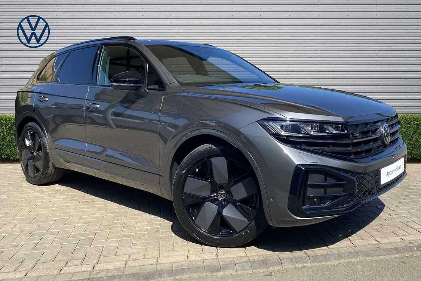 Main listing image - Volkswagen Touareg