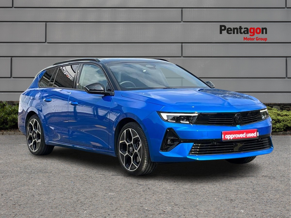 Main listing image - Vauxhall Astra Sports Tourer