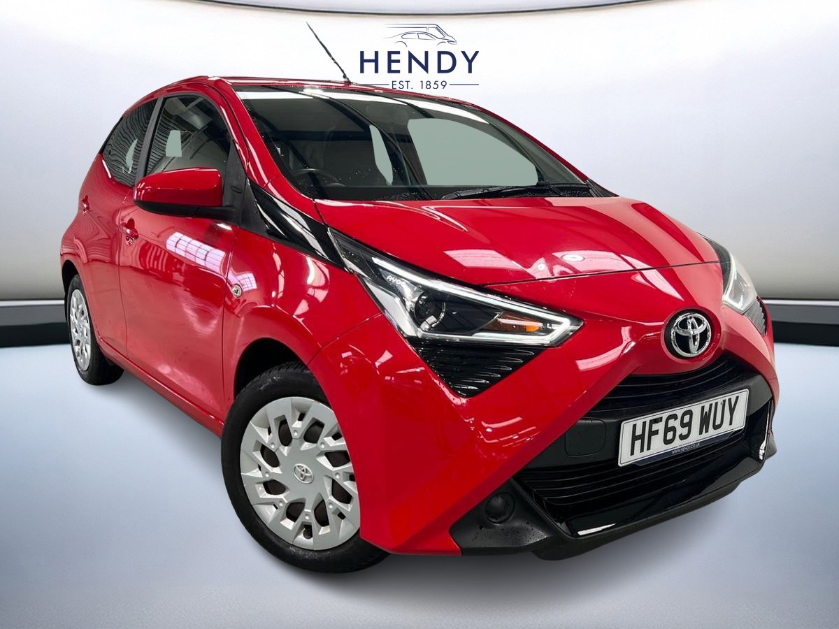 Main listing image - Toyota Aygo