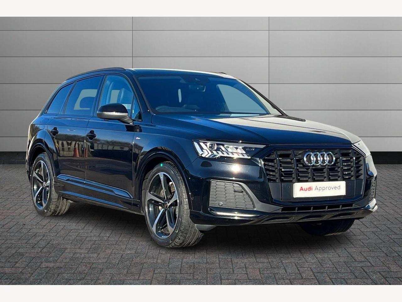 Main listing image - Audi Q7