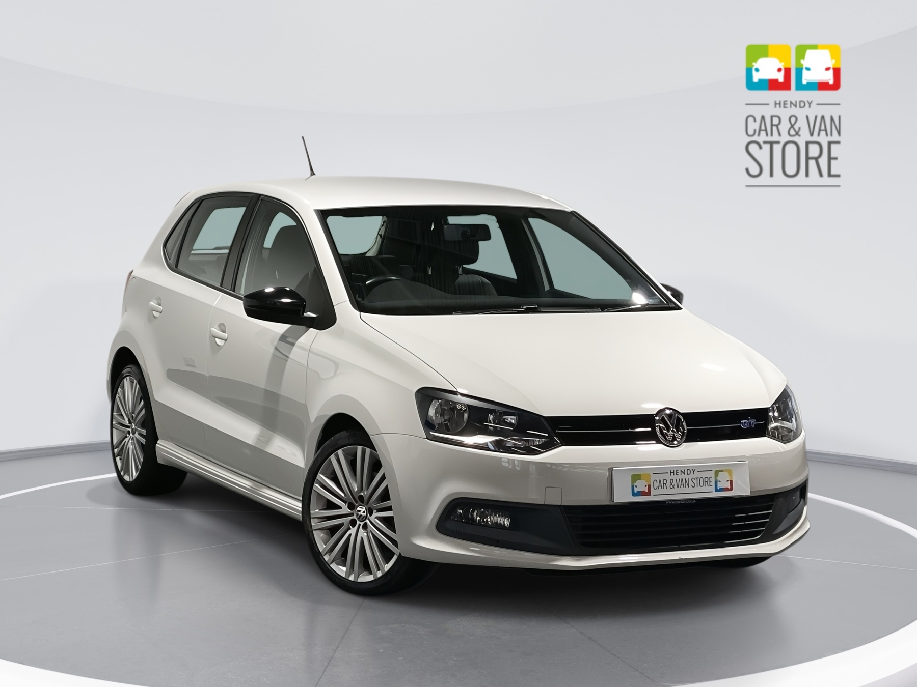 Main listing image - Volkswagen Polo