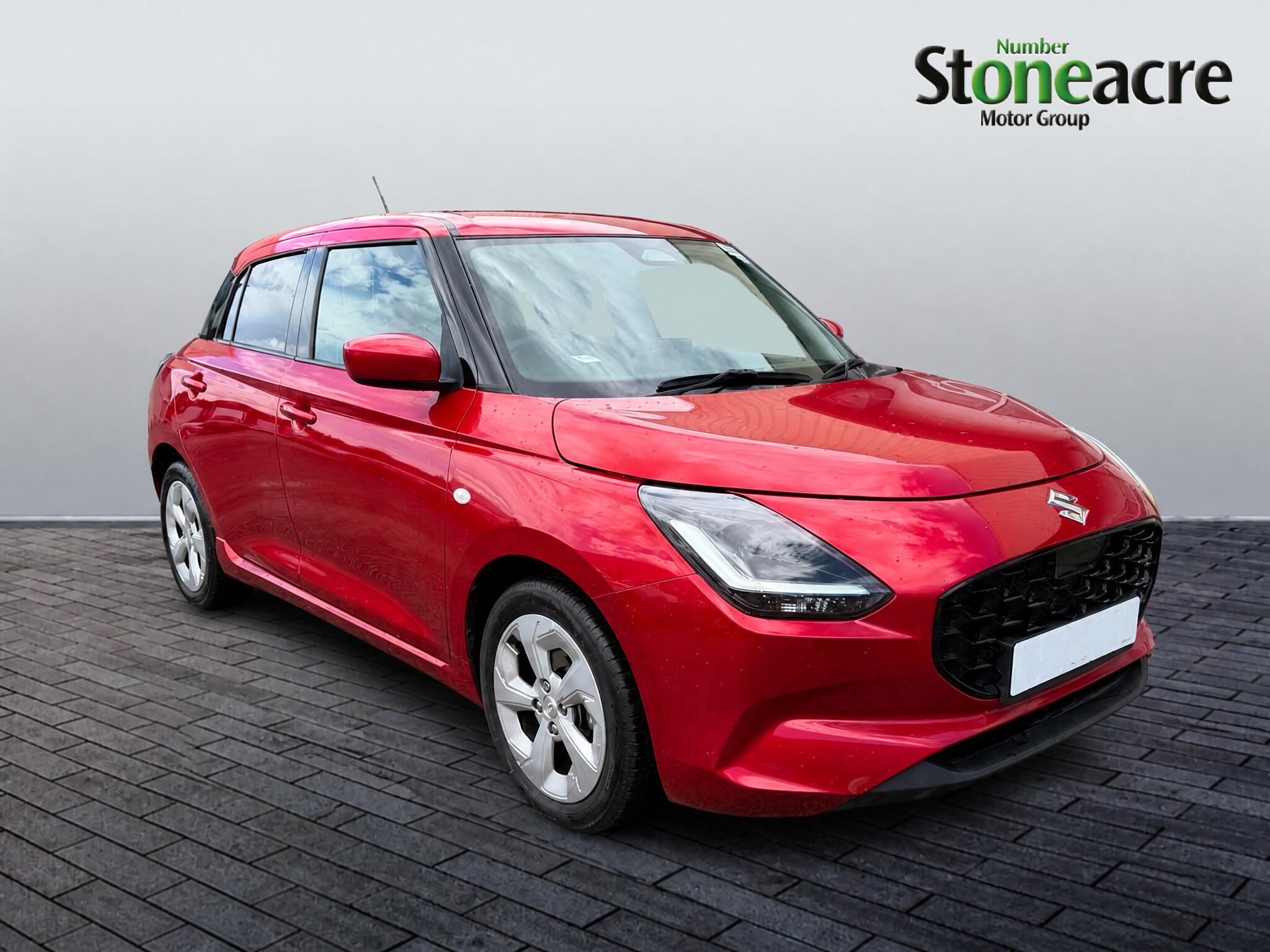 Main listing image - Suzuki Swift