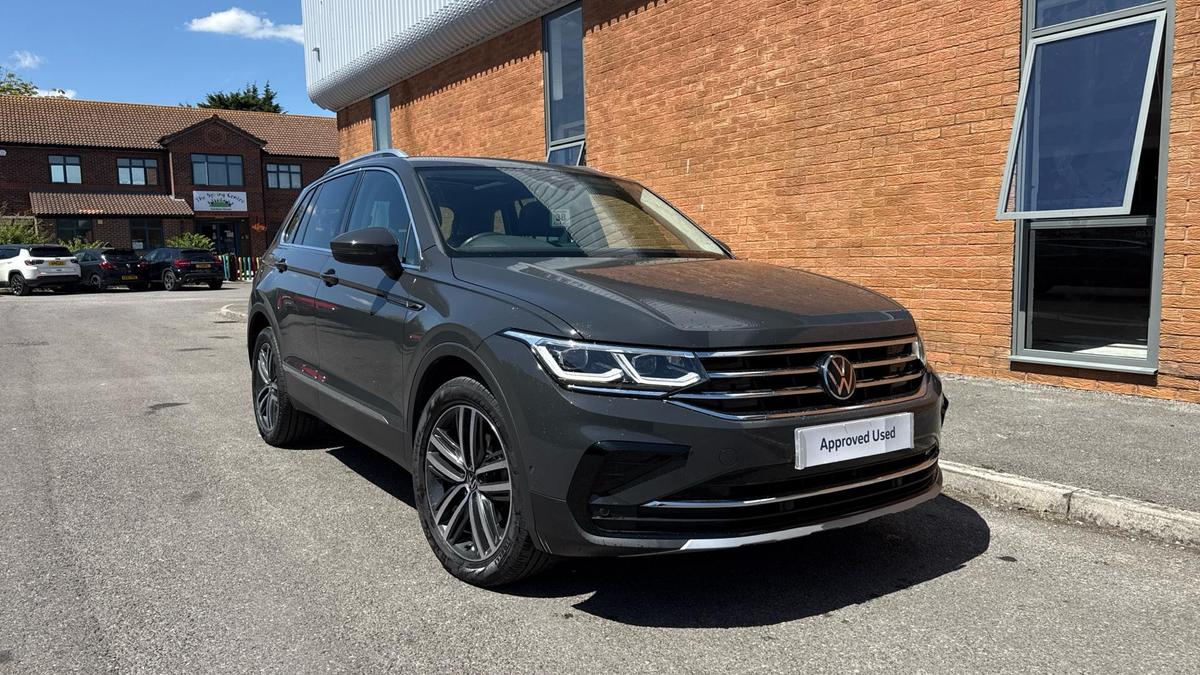 Main listing image - Volkswagen Tiguan