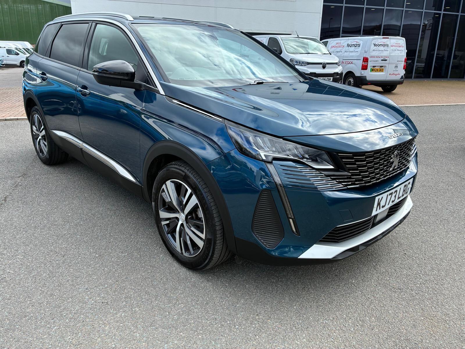 Main listing image - Peugeot 5008