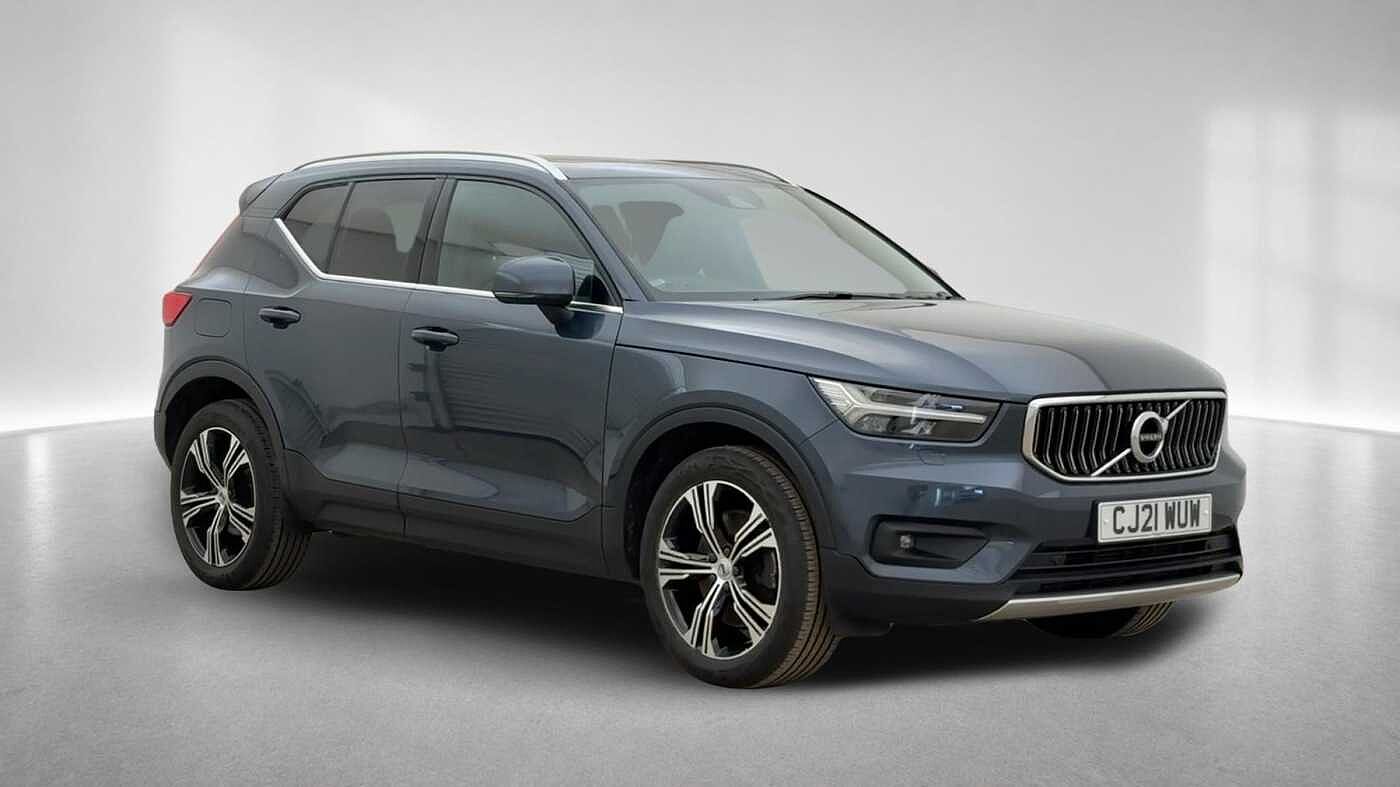 Main listing image - Volvo XC40