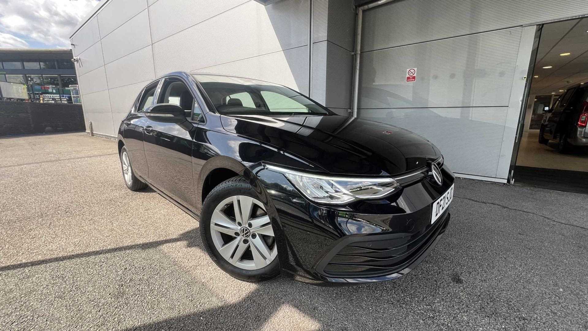 Main listing image - Volkswagen Golf
