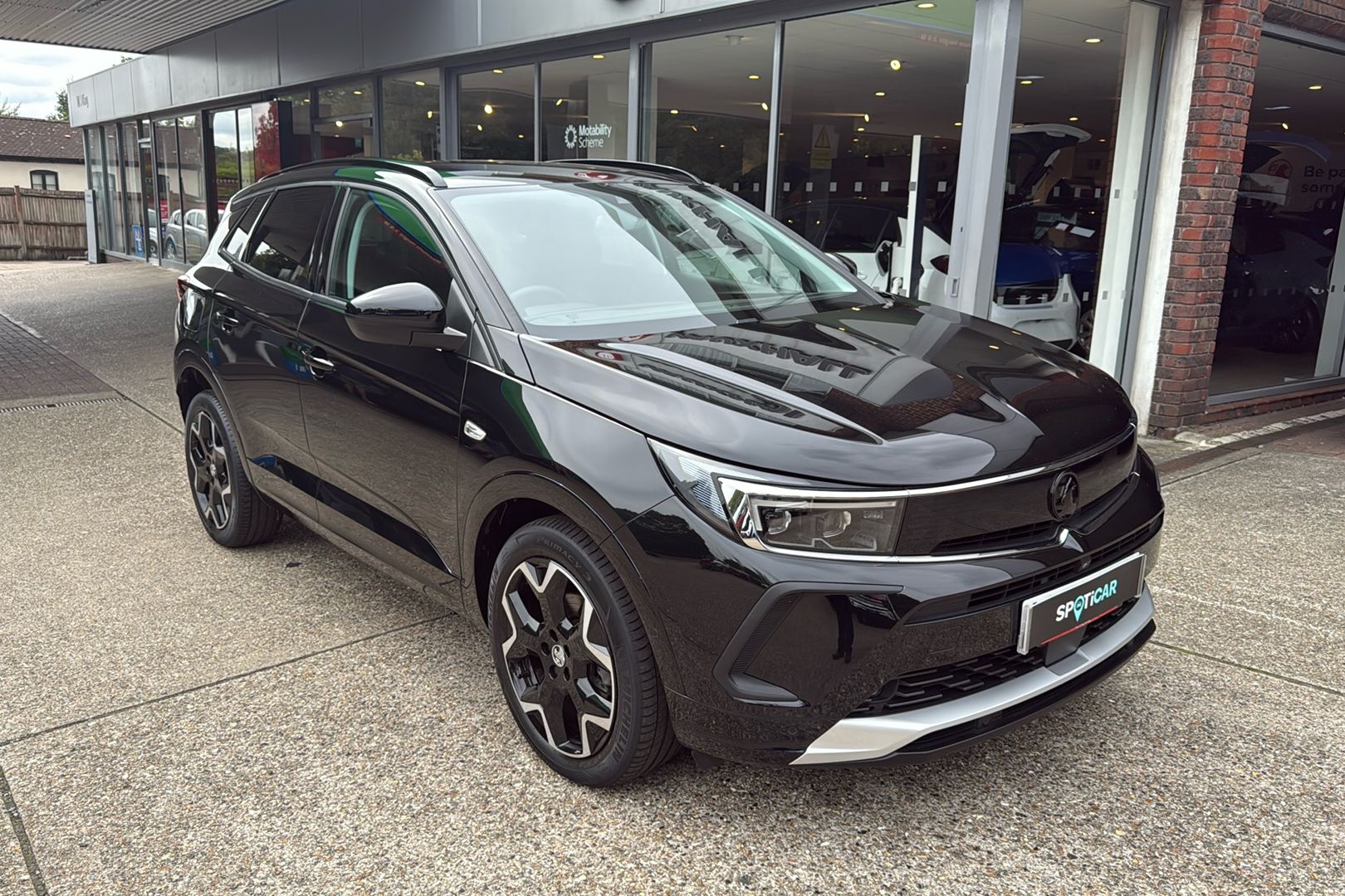 Main listing image - Vauxhall Grandland