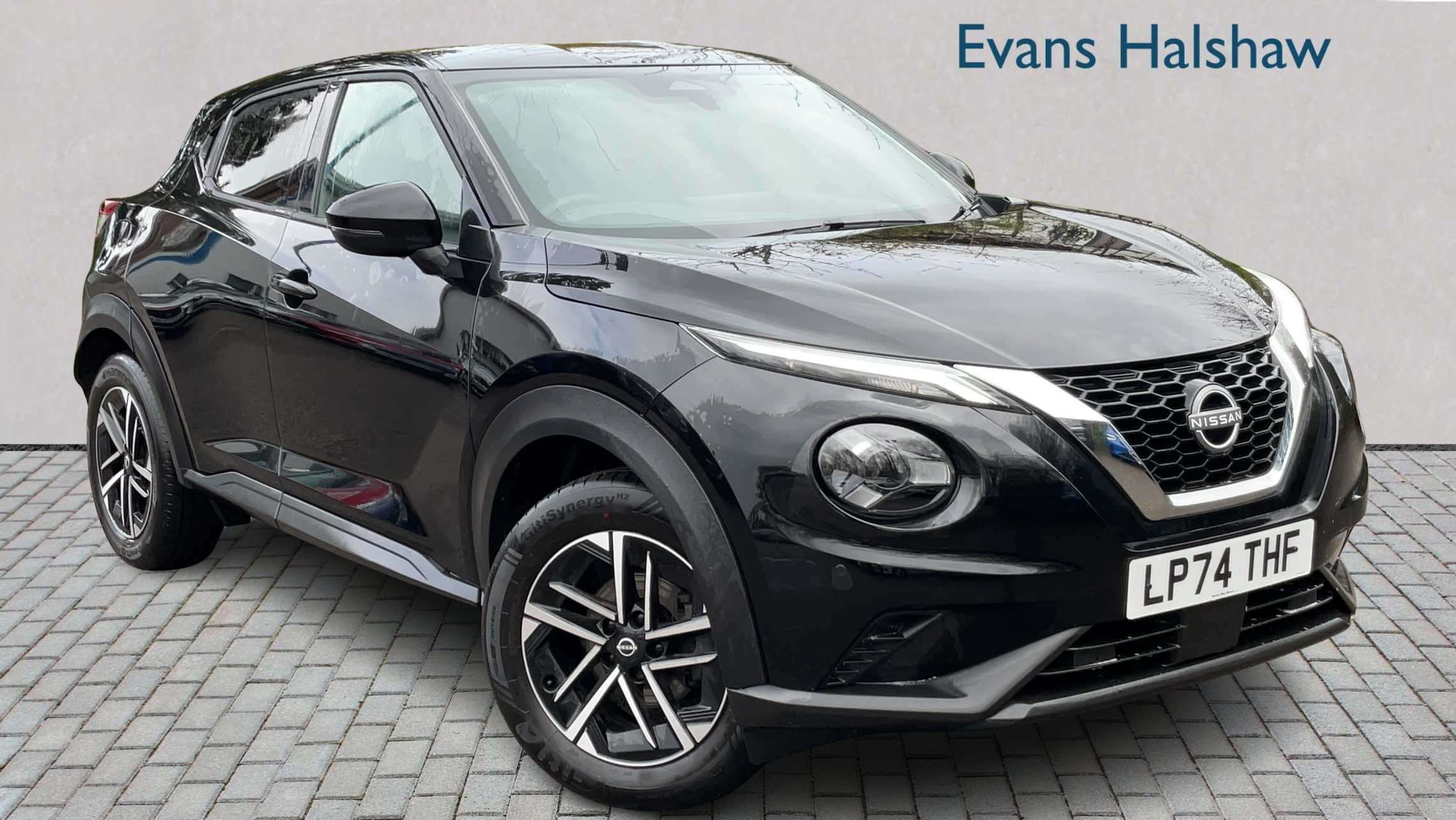 Main listing image - Nissan Juke