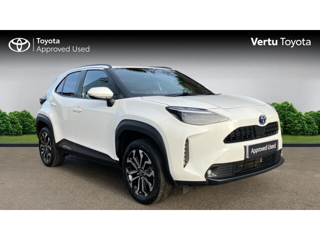 Main listing image - Toyota Yaris Cross
