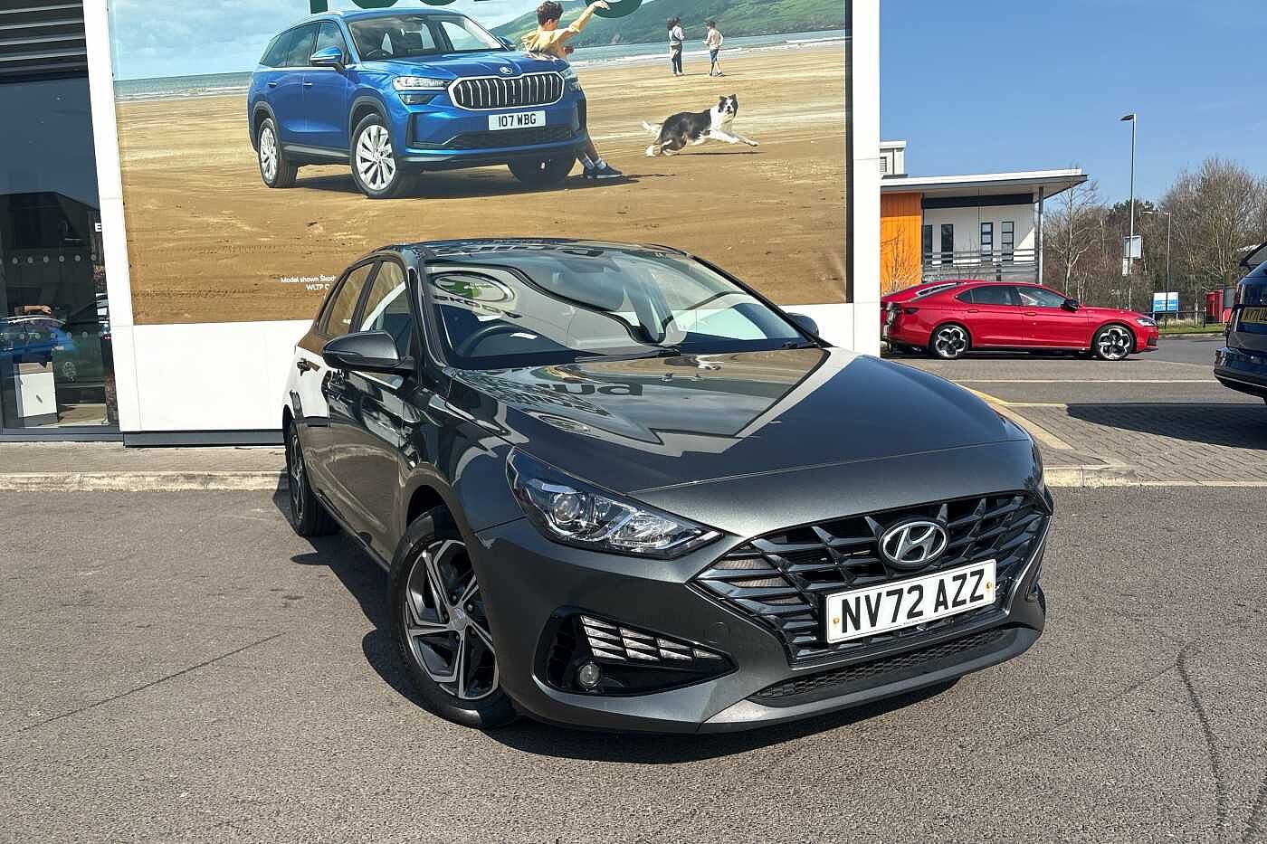 Main listing image - Hyundai i30