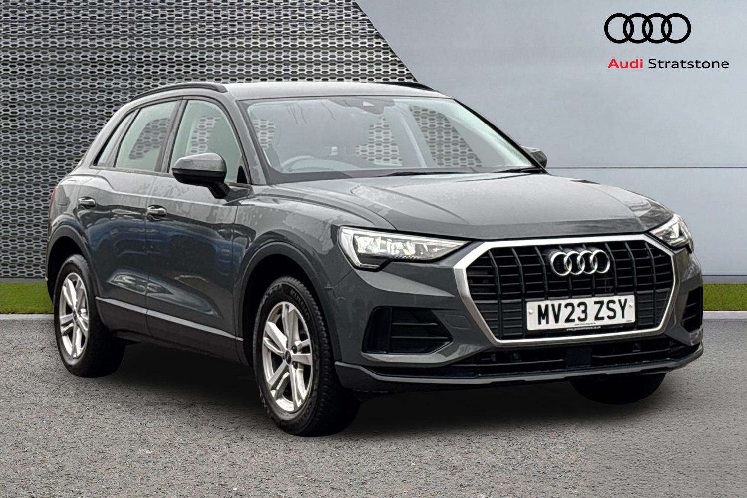 Main listing image - Audi Q3