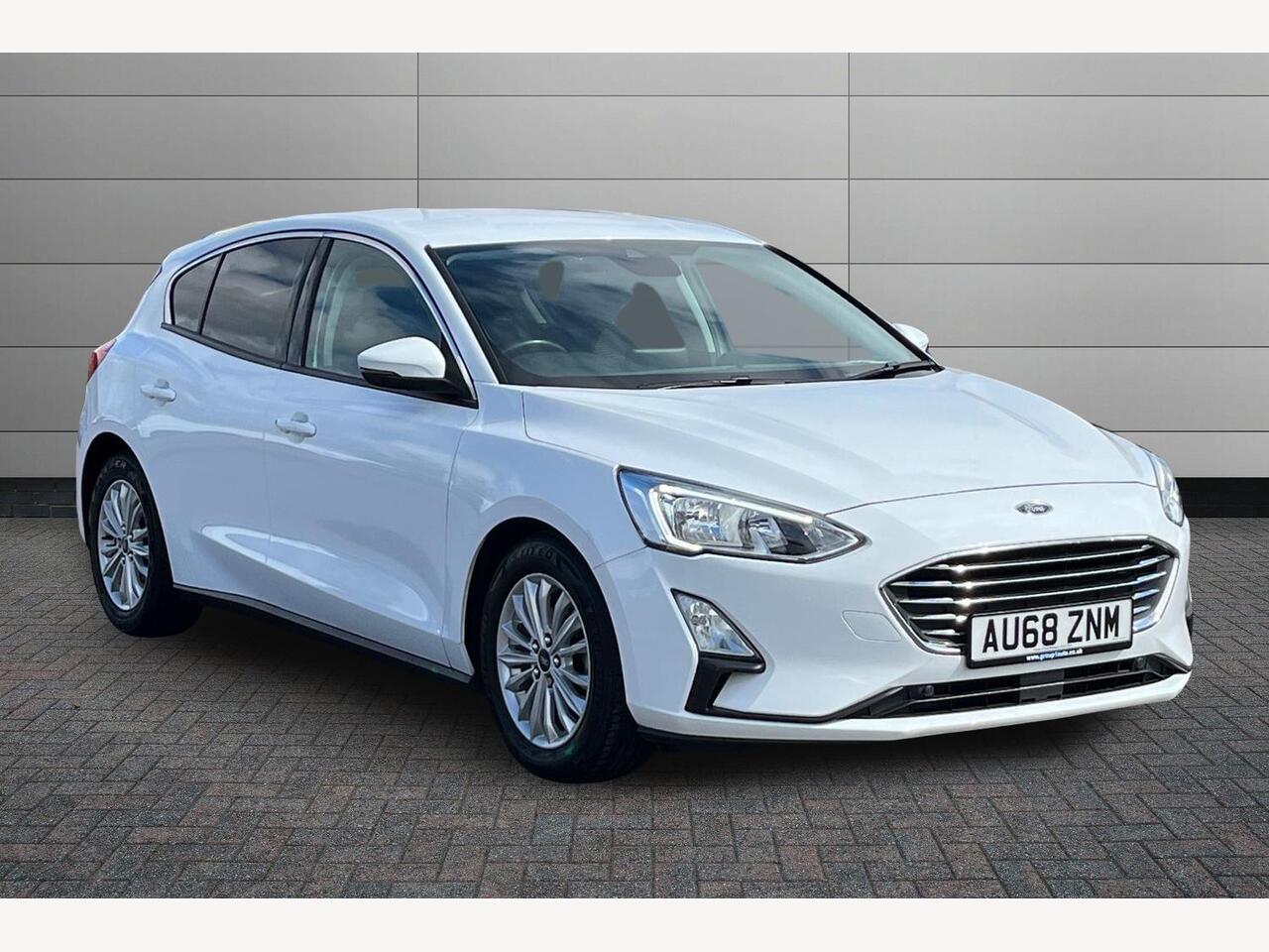 Main listing image - Ford Focus