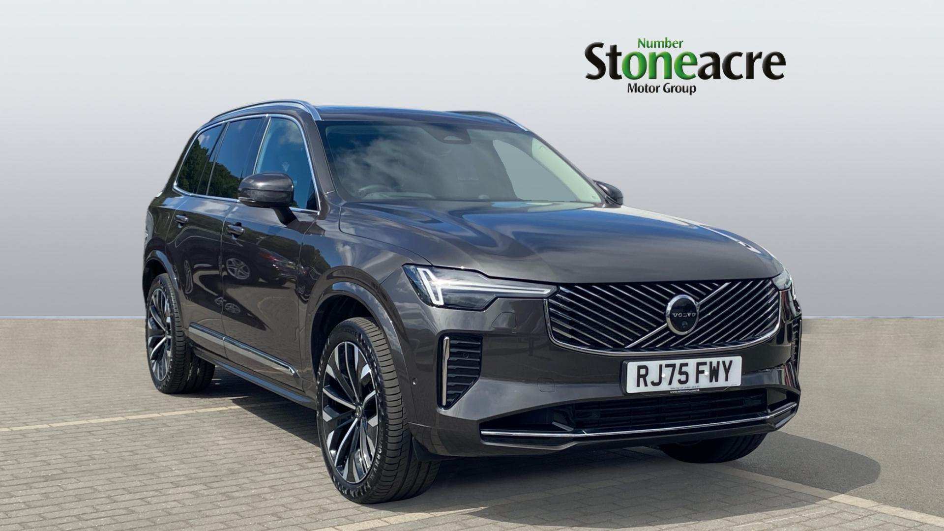 Main listing image - Volvo XC90