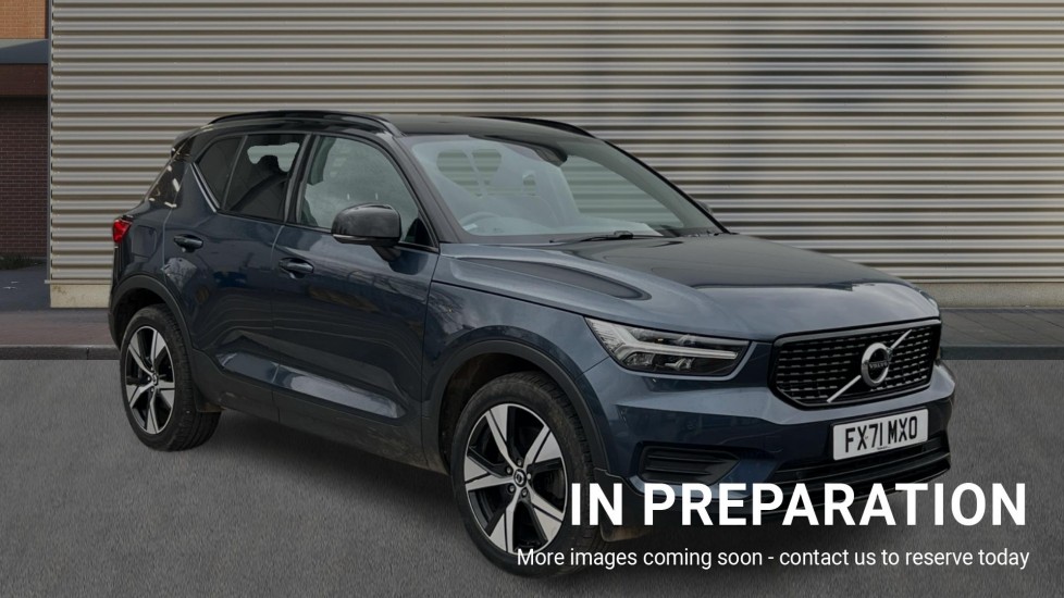 Main listing image - Volvo XC40 Recharge