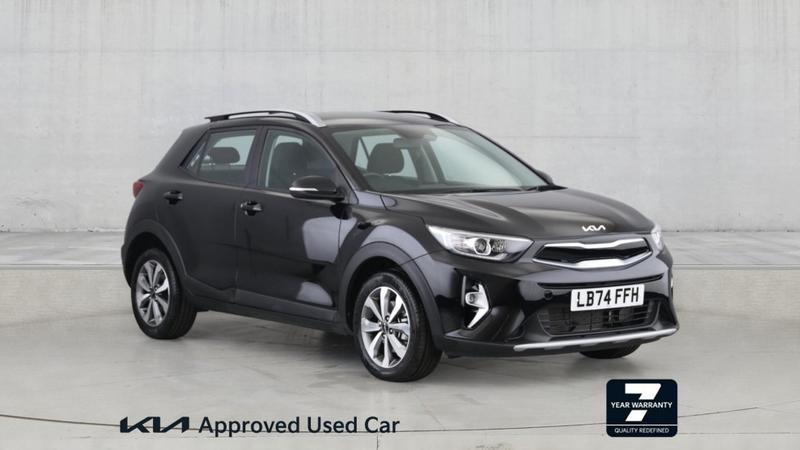 Main listing image - Kia Stonic