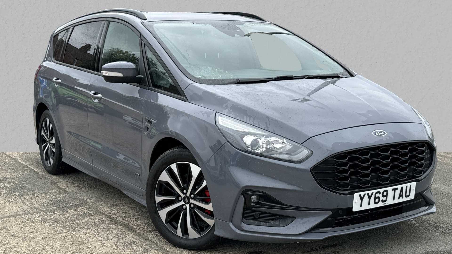 Main listing image - Ford S-MAX