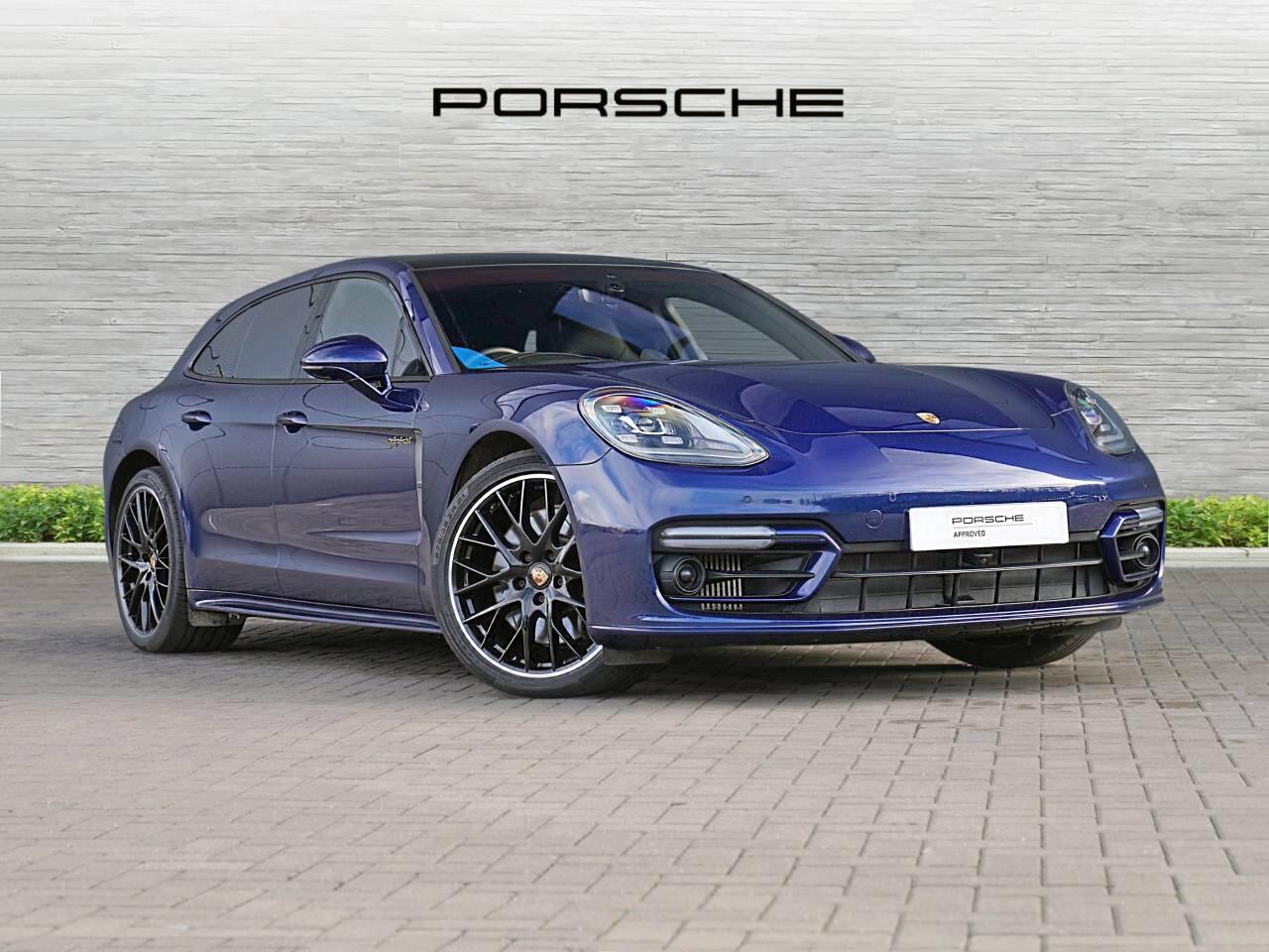 Main listing image - Porsche Panamera Sport Turismo