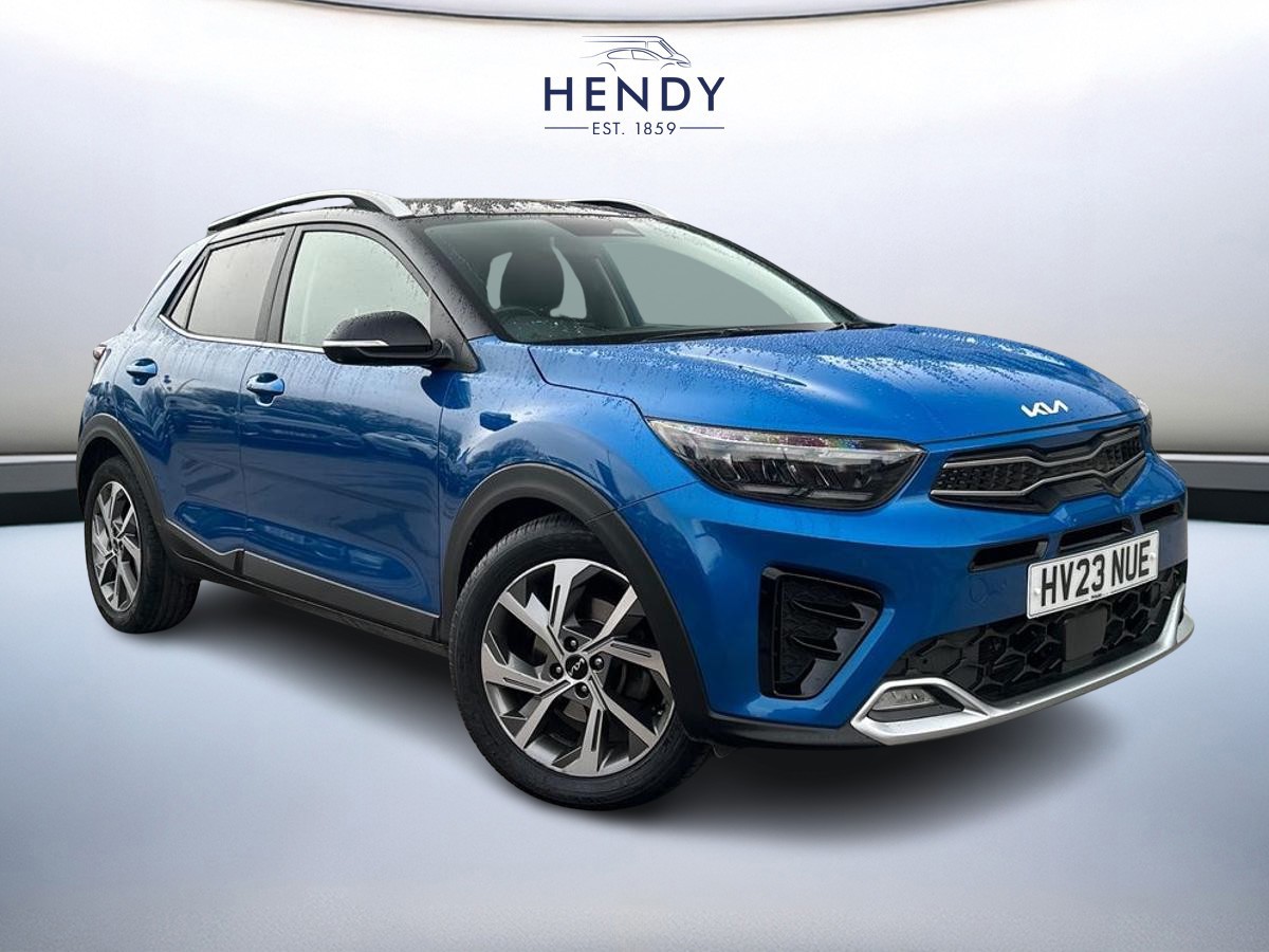 Main listing image - Kia Stonic