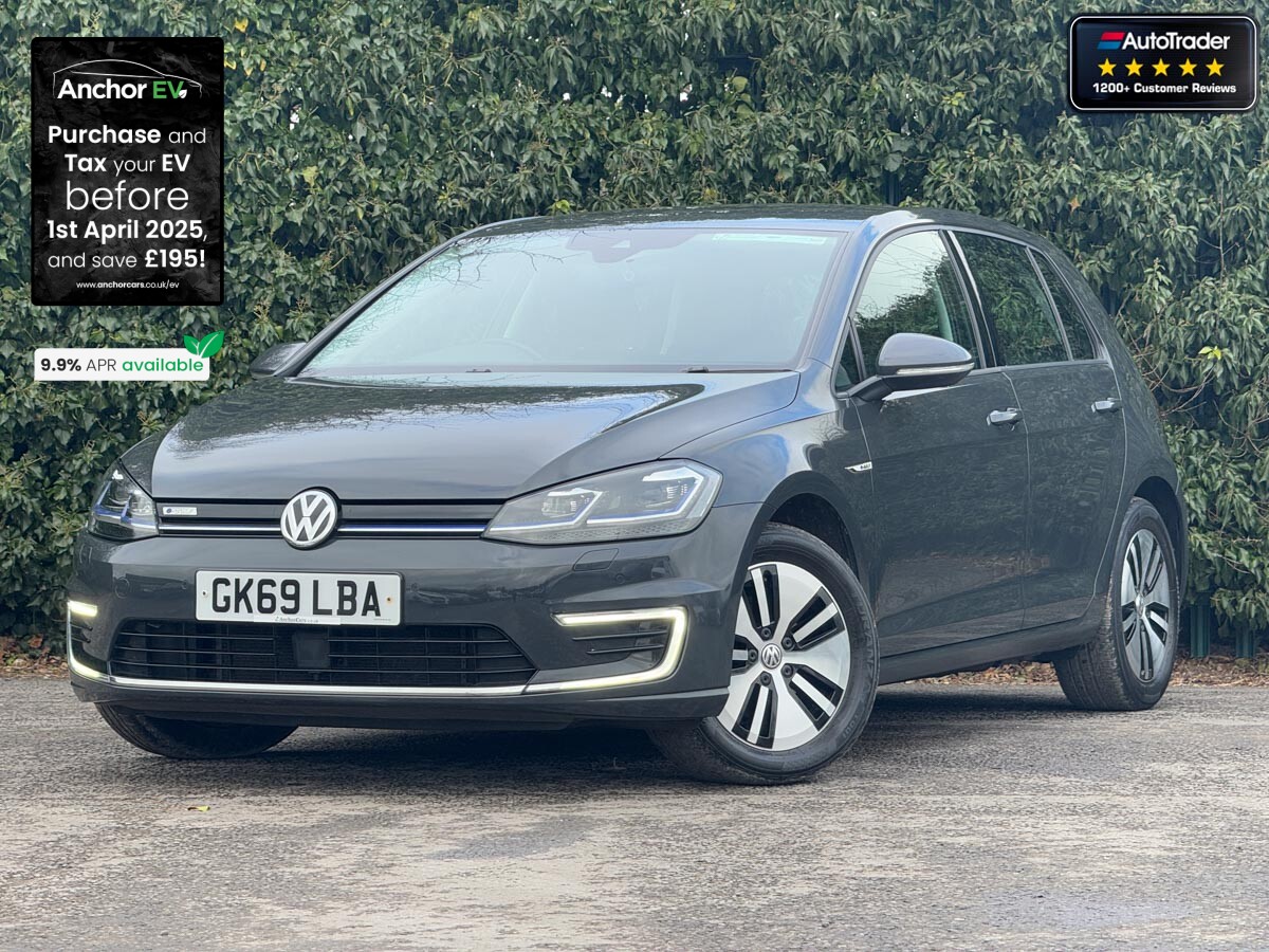 Main listing image - Volkswagen e-Golf