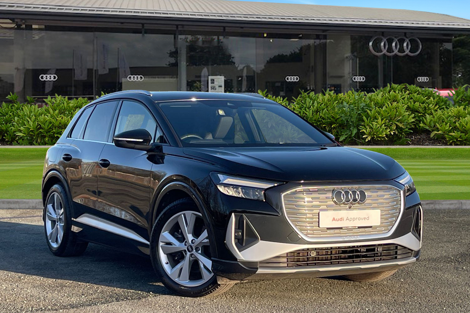 Main listing image - Audi Q4