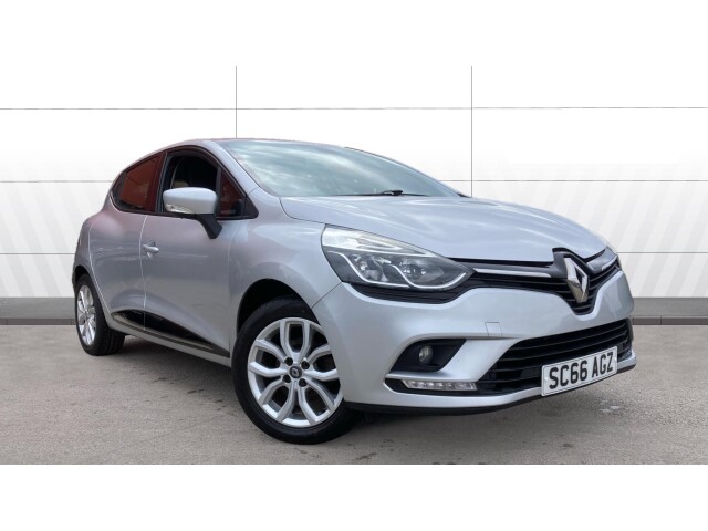 Main listing image - Renault Clio
