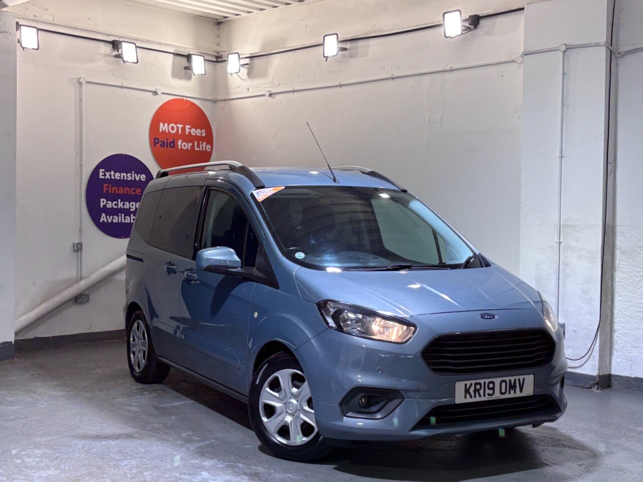 Main listing image - Ford Tourneo Courier