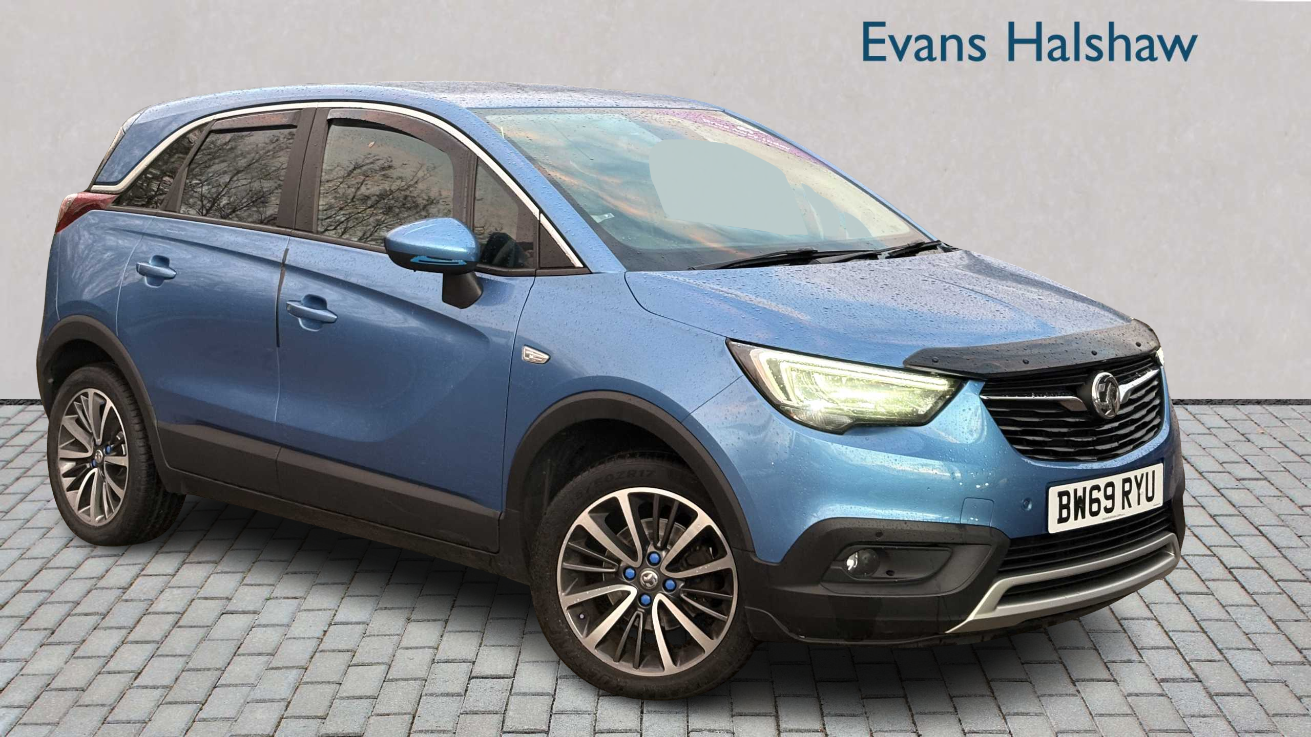 Main listing image - Vauxhall Crossland X