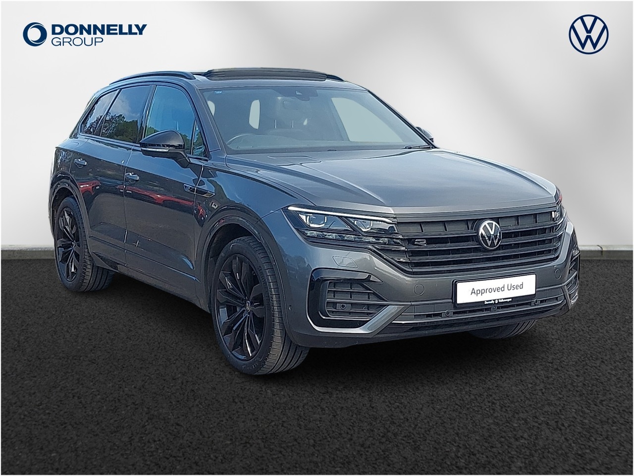 Main listing image - Volkswagen Touareg