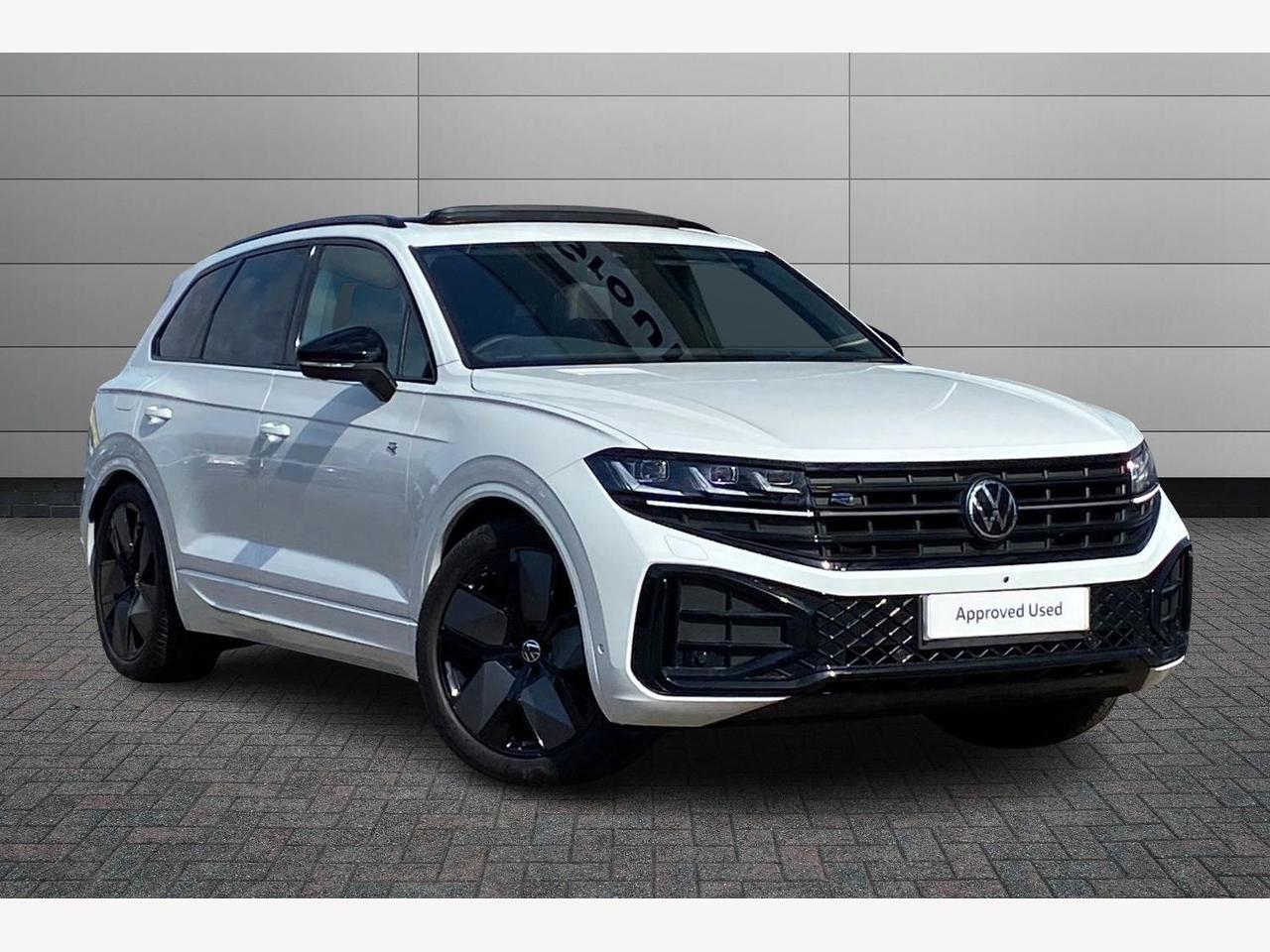 Main listing image - Volkswagen Touareg
