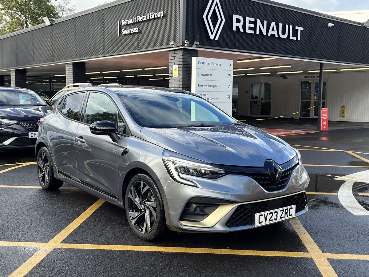 Main listing image - Renault Clio