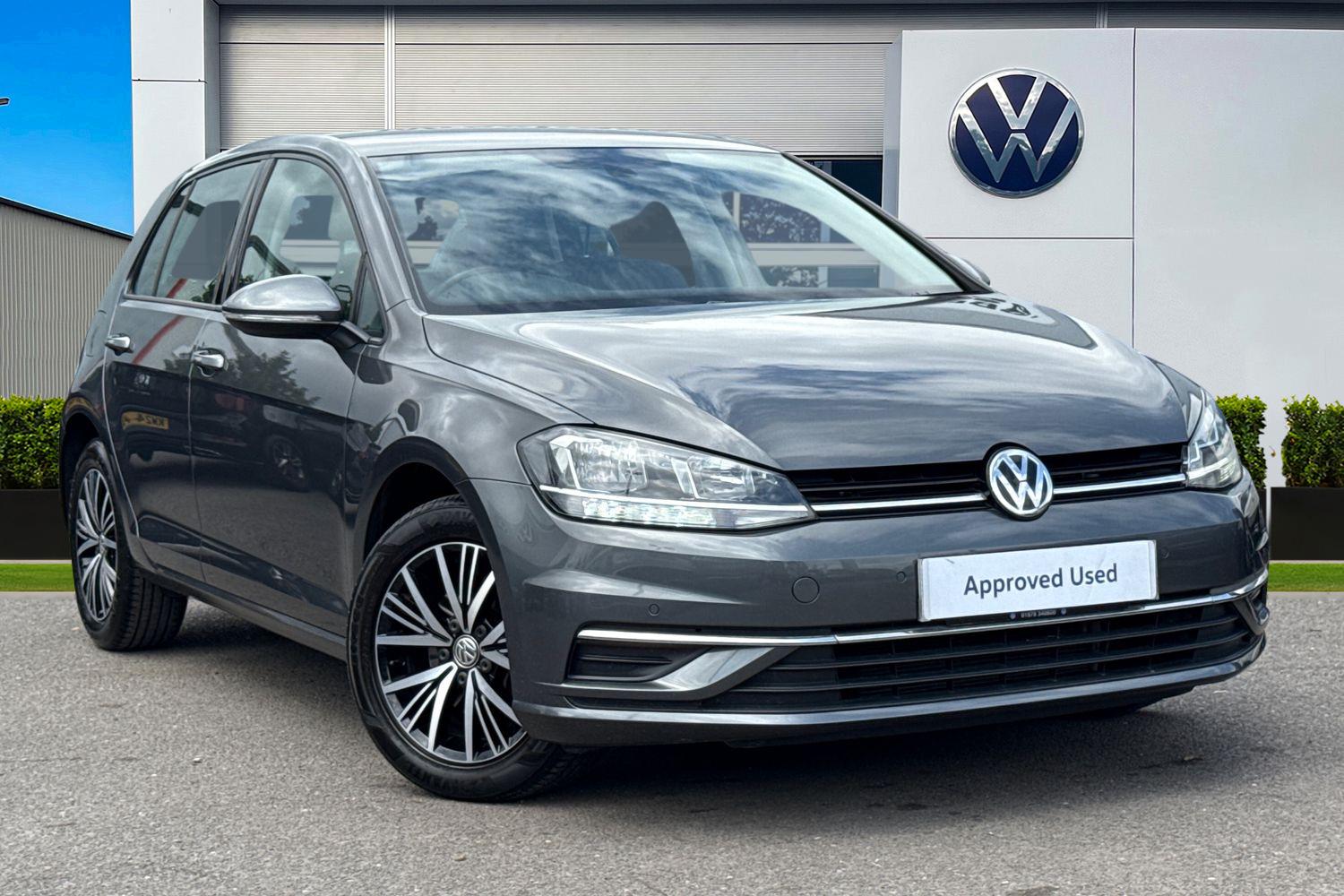 Main listing image - Volkswagen Golf